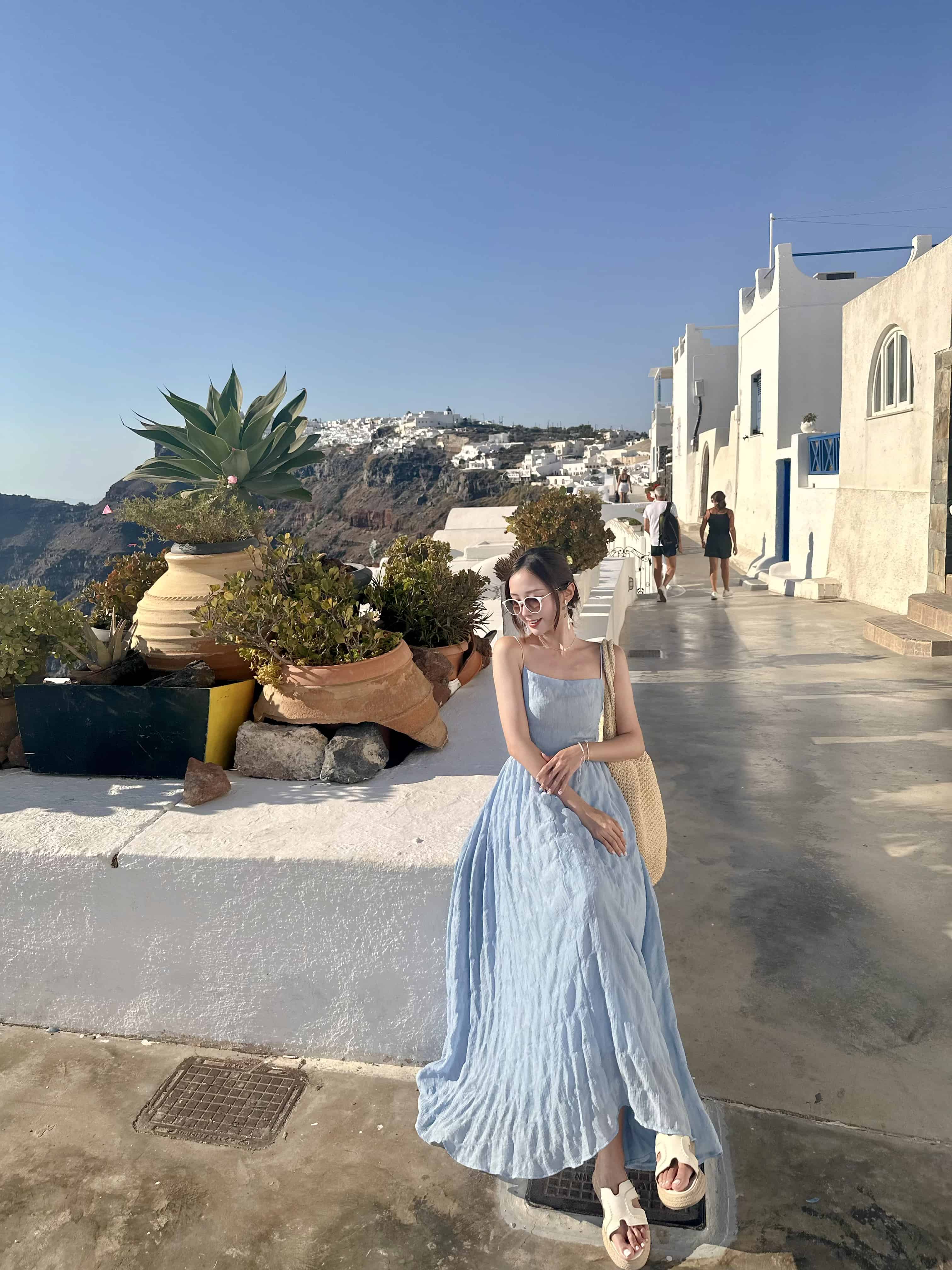 IMG_2929 {"ARInfo":{"IsUseAR":false},"Version":"1.0.0","MakeupInfo":{"IsUseMakeup":false},"FaceliftInfo":{"IsChangeEyeLift":false,"IsChangeFacelift":false,"IsChangePostureLift":false,"IsChangeNose":false,"IsChangeFaceChin":false,"IsChangeMouth":false,"IsChangeThinFace":true},"BeautyInfo":{"SwitchMedicatedAcne":false,"IsAIBeauty":false,"IsBrightEyes":false,"IsSharpen":false,"IsOldBeauty":false,"IsReduceBlackEyes":false},"HandlerInfo":{"AppName":2},"FilterInfo":{"IsUseFilter":false}}