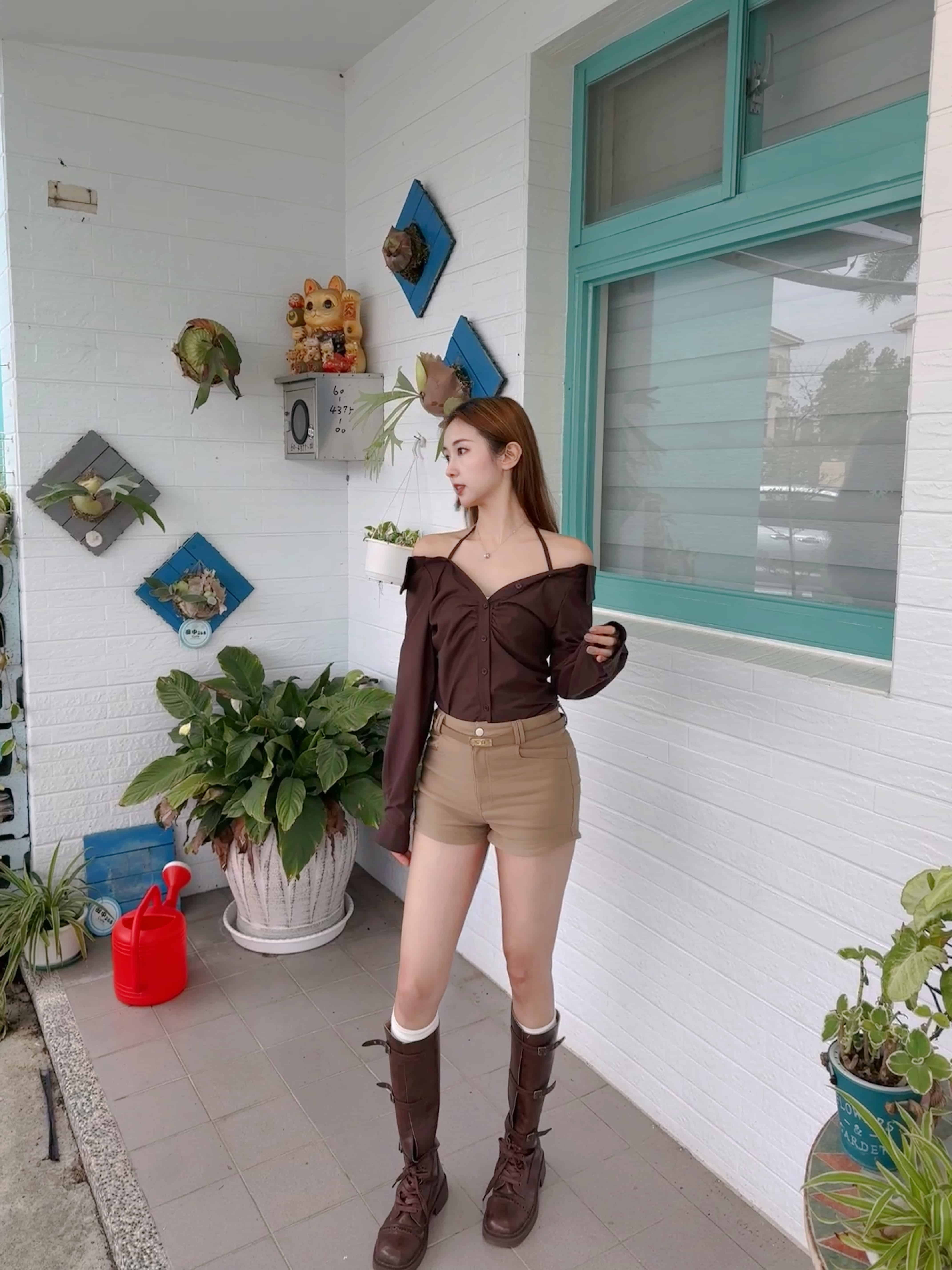 IMG_6465 {"ARInfo":{"IsUseAR":false},"Version":"1.0.0","MakeupInfo":{"IsUseMakeup":false},"FaceliftInfo":{"IsChangeEyeLift":false,"IsChangeFacelift":false,"IsChangePostureLift":false,"IsChangeNose":false,"IsChangeFaceChin":false,"IsChangeMouth":false,"IsChangeThinFace":true},"BeautyInfo":{"SwitchMedicatedAcne":false,"IsAIBeauty":false,"IsBrightEyes":false,"IsSharpen":false,"IsOldBeauty":false,"IsReduceBlackEyes":false},"HandlerInfo":{"AppName":2},"FilterInfo":{"IsUseFilter":false}}