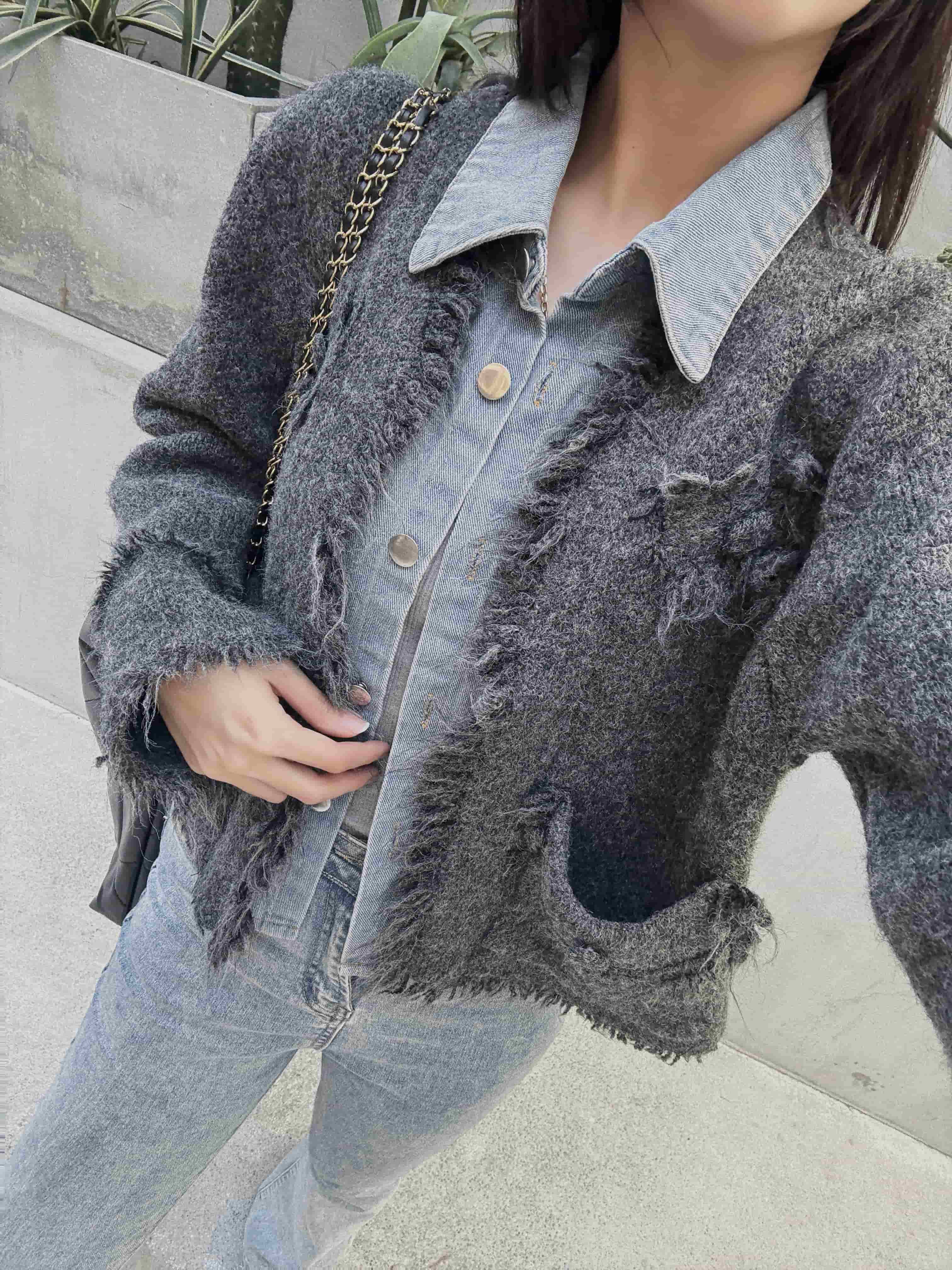 {"ARInfo":{"IsUseAR":false},"Version":"1.0.0","MakeupInfo":{"IsUseMakeup":false},"FaceliftInfo":{"IsChangeEyeLift":false,"IsChangeFacelift":false,"IsChangePostureLift":false,"IsChangeNose":false,"IsChangeFaceChin":false,"IsChangeMouth":false,"IsChangeThinFace":true},"BeautyInfo":{"IsAIBeauty":false,"OldBeautyCount":1,"IsSharpen":false,"SwitchMedicatedAcne":false,"IsBrightEyes":false,"IsOldBeauty":false,"IsReduceBlackEyes":false},"HandlerInfo":{"AppName":2},"FilterInfo":{"IsUseFilter":false}}