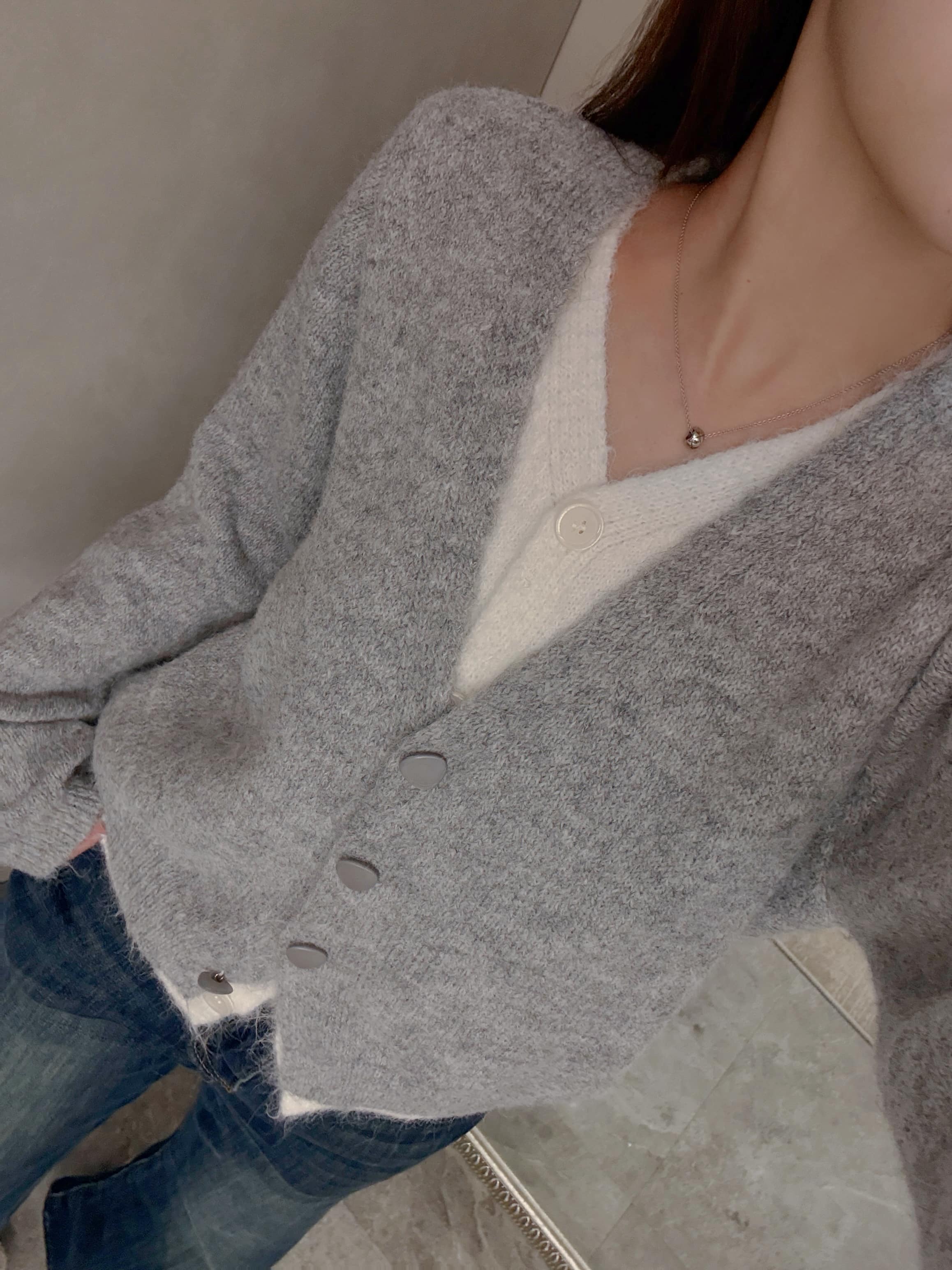 {"ARInfo":{"IsUseAR":false},"Version":"1.0.0","MakeupInfo":{"IsUseMakeup":false},"FaceliftInfo":{"IsChangeEyeLift":false,"IsChangeFacelift":false,"IsChangePostureLift":false,"IsChangeNose":false,"IsChangeFaceChin":false,"IsChangeMouth":false,"IsChangeThinFace":true},"BeautyInfo":{"IsAIBeauty":false,"OldBeautyCount":1,"IsSharpen":false,"SwitchMedicatedAcne":false,"IsBrightEyes":false,"IsOldBeauty":false,"IsReduceBlackEyes":false},"HandlerInfo":{"AppName":2},"FilterInfo":{"IsUseFilter":false}}